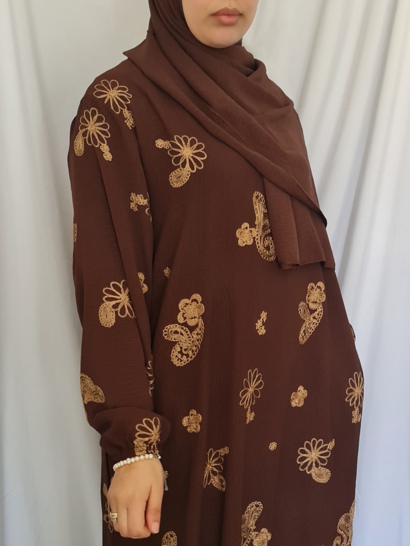 Abaya Paisley